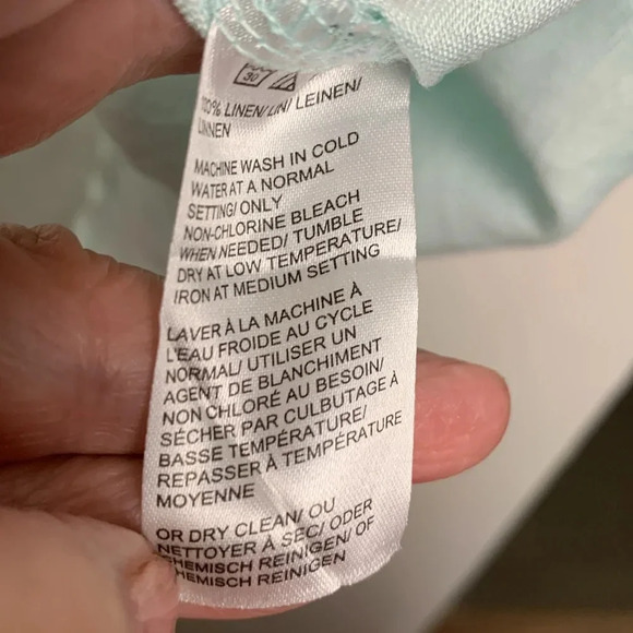 Lord & Taylor Petite 100% linen, lightweight, mint green tunic, back closure - Picture 5 of 6